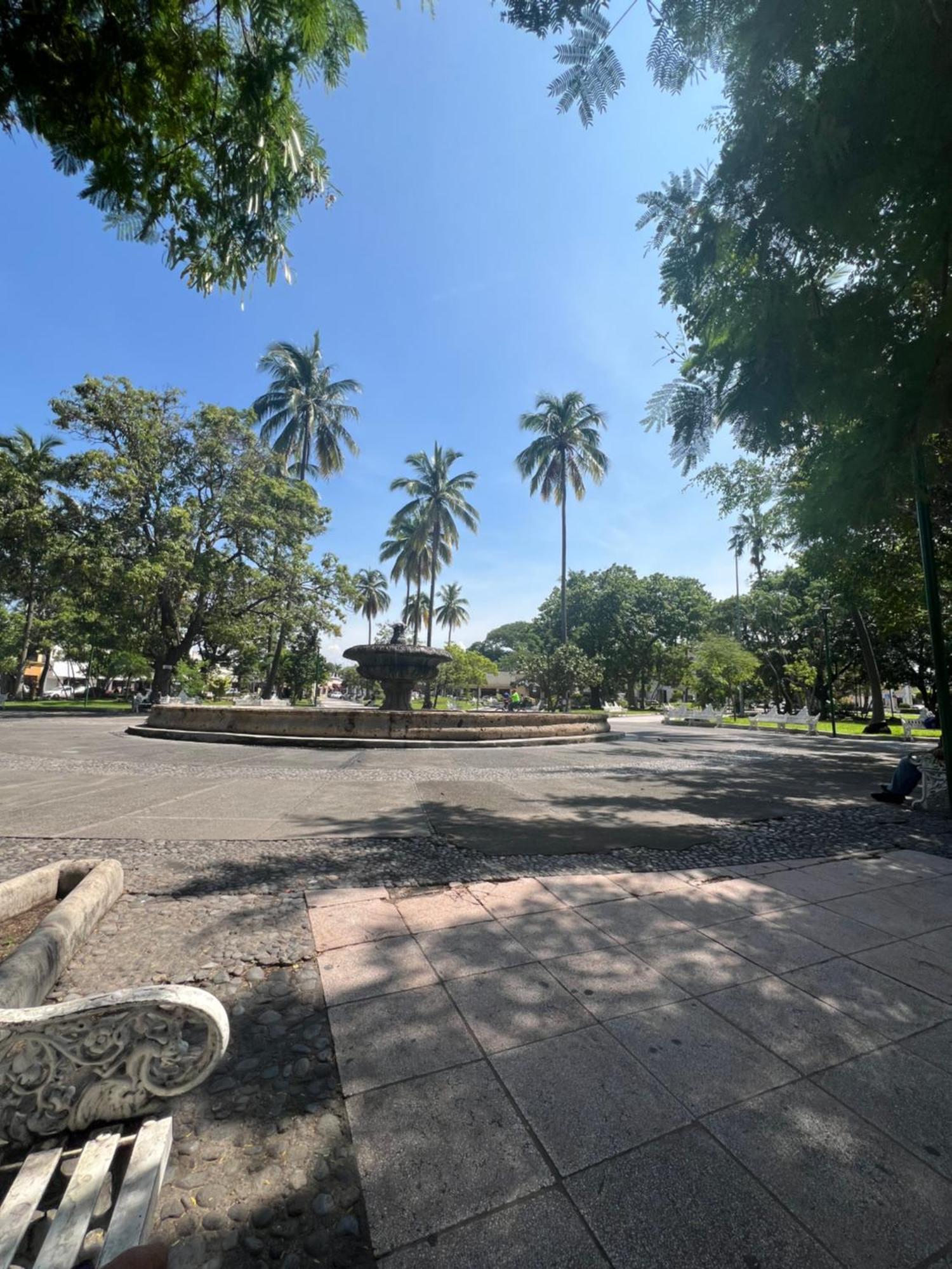 Hotel Juarez 70 Colima Exterior photo